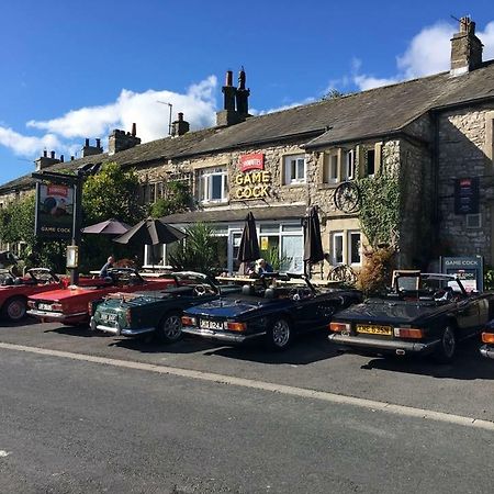 The Game Cock Inn Austwick Exterior foto